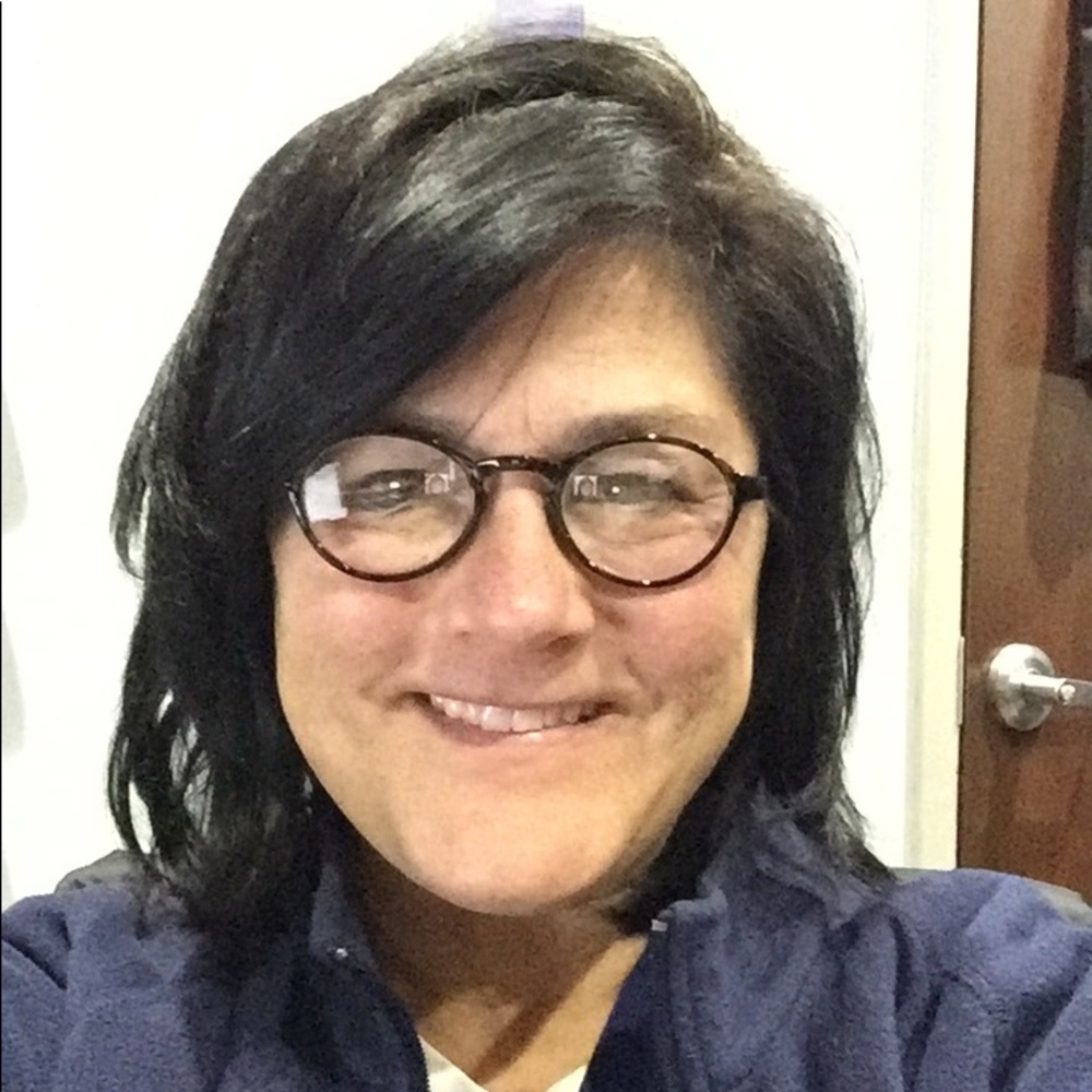 Meet your Posher, Cami